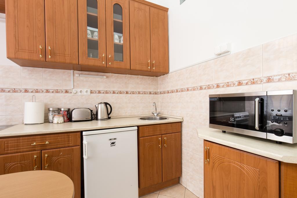 Bpm: Dob70 Classic Apartment In Downtown 布达佩斯 客房 照片